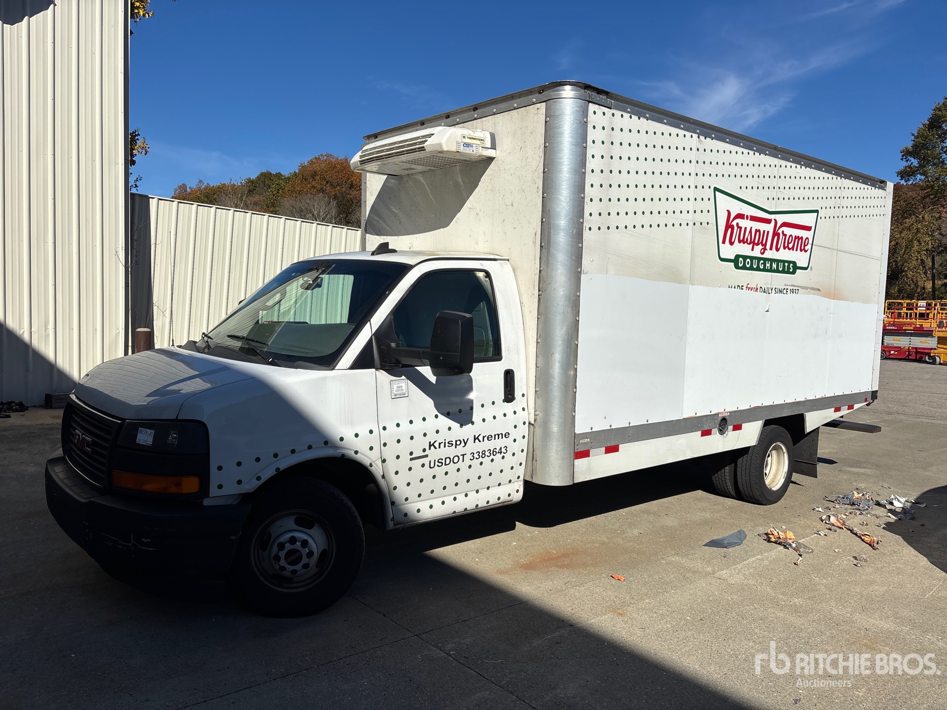 Photo of 2023 GMC SAVANA 3500