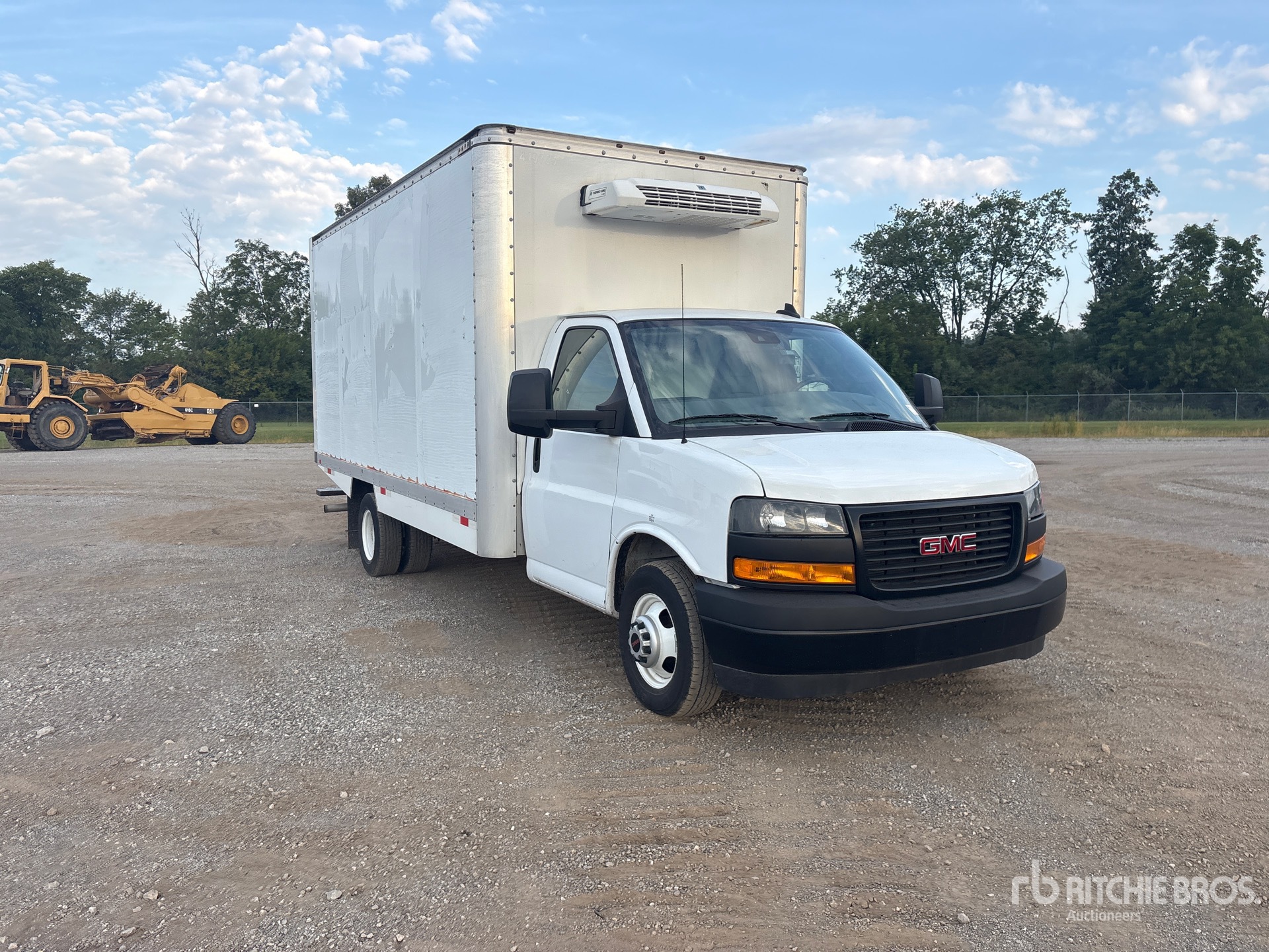 2024 GMC SAVANA G3500