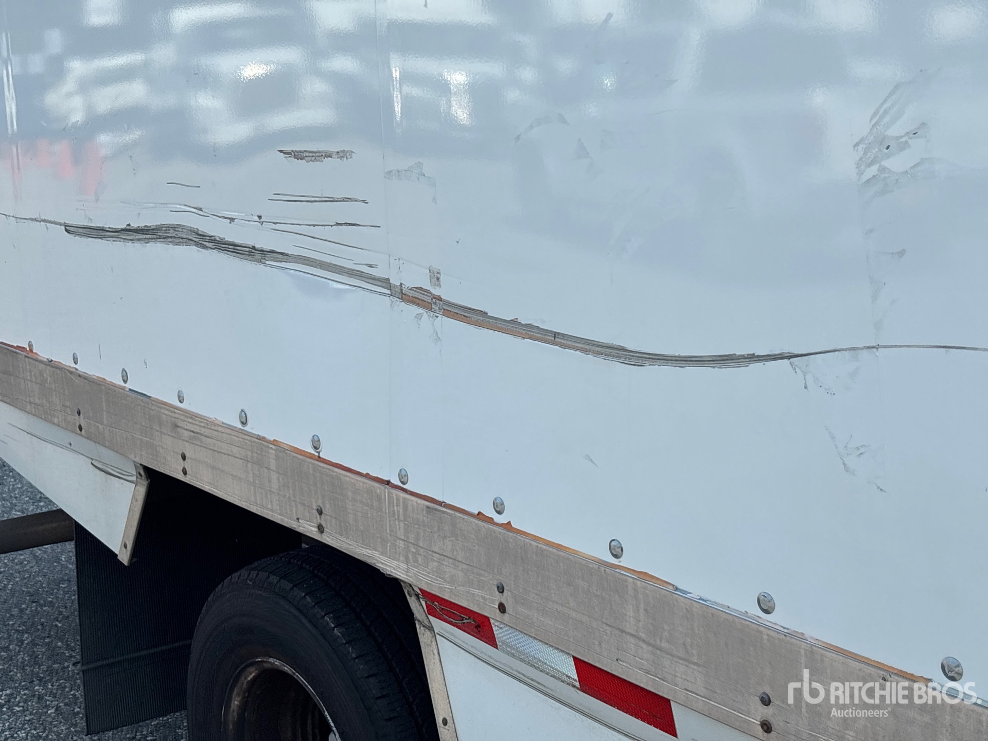 2023 GMC SAVANA 3500