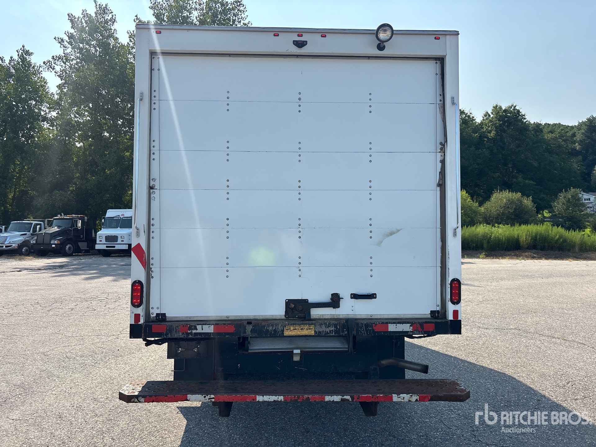 2023 GMC SAVANA 3500