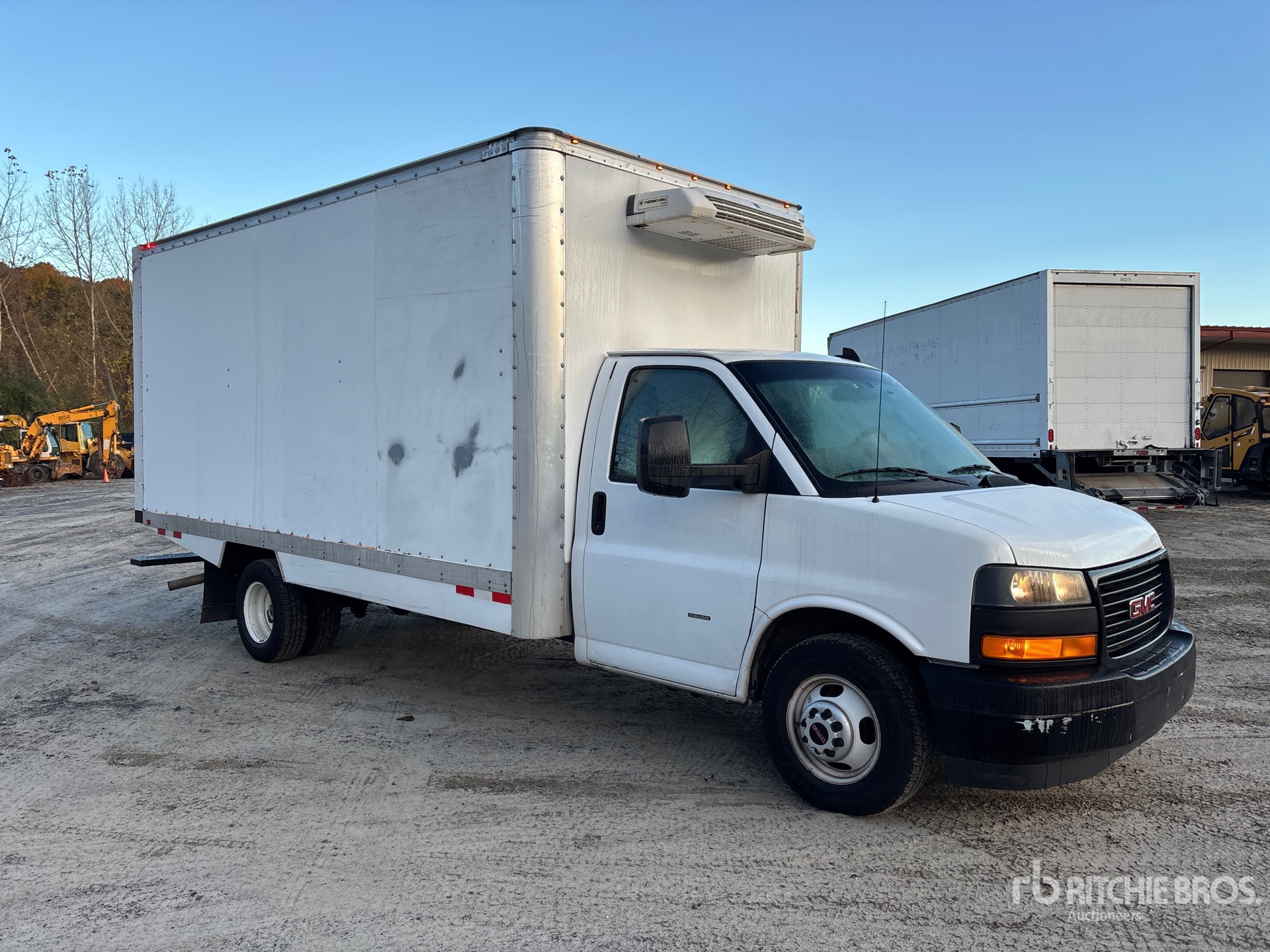 2023 GMC SAVANA 3500