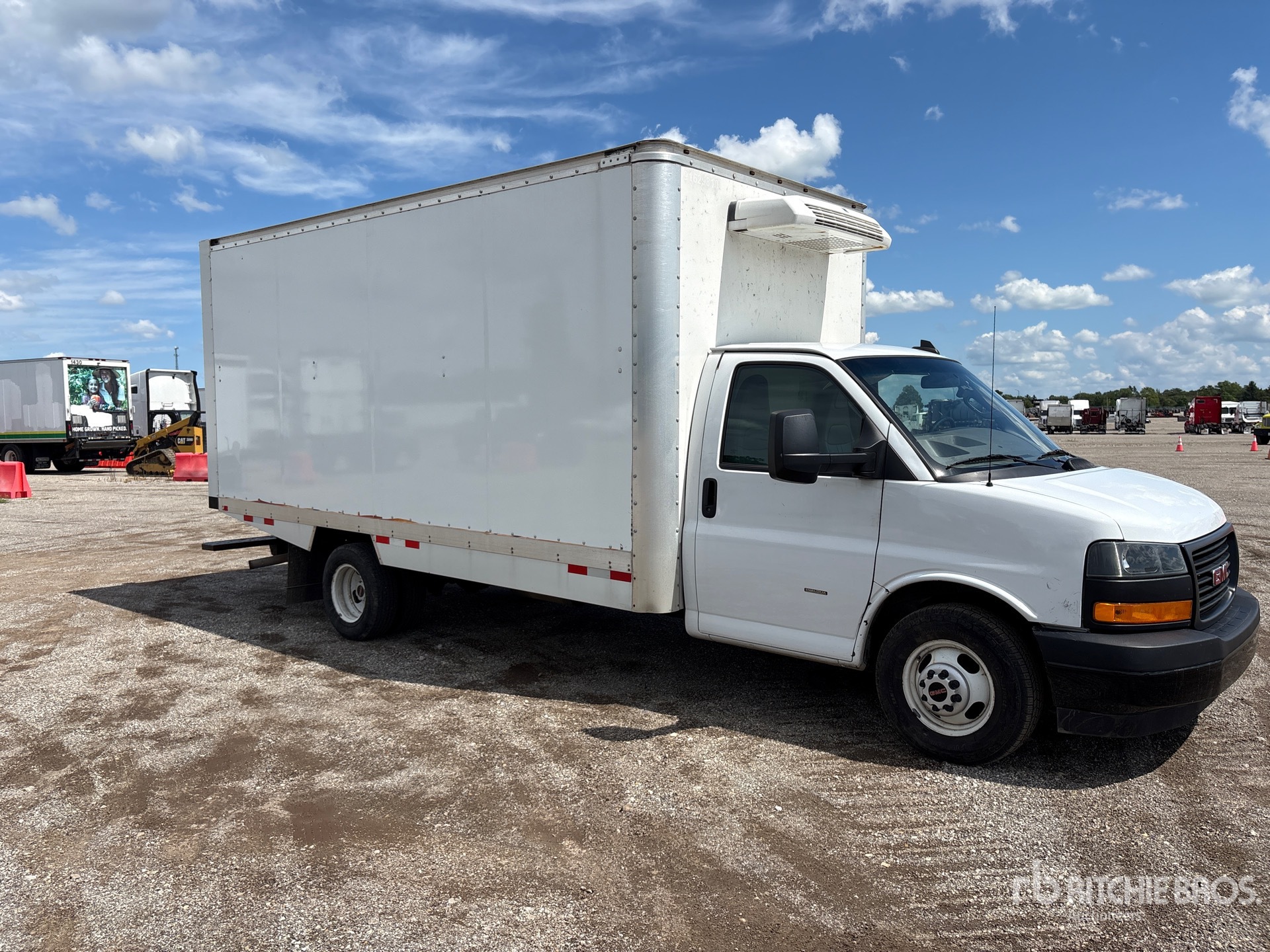 2023 GMC SAVANA G3500