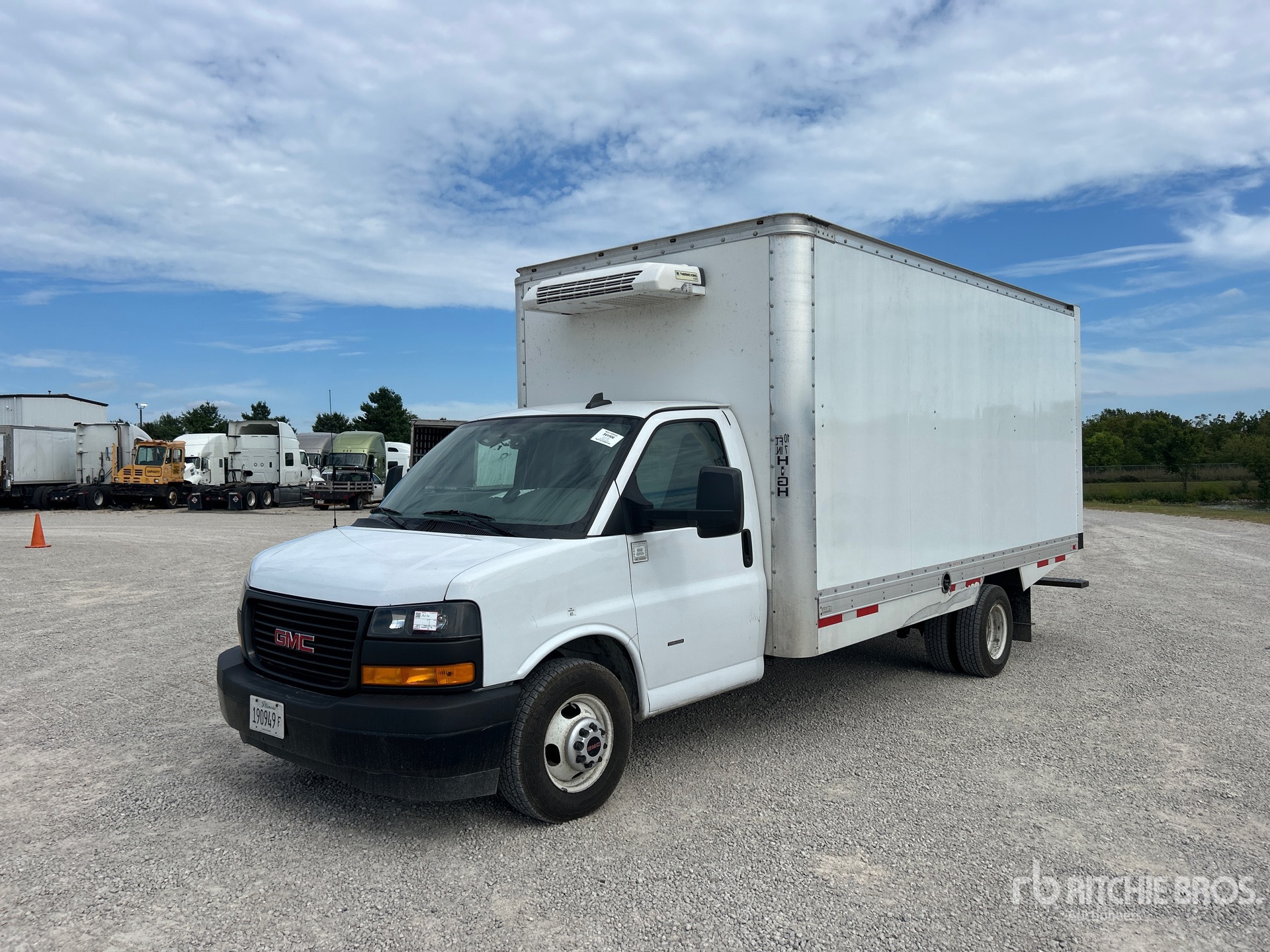 2023 GMC SAVANA G3500
