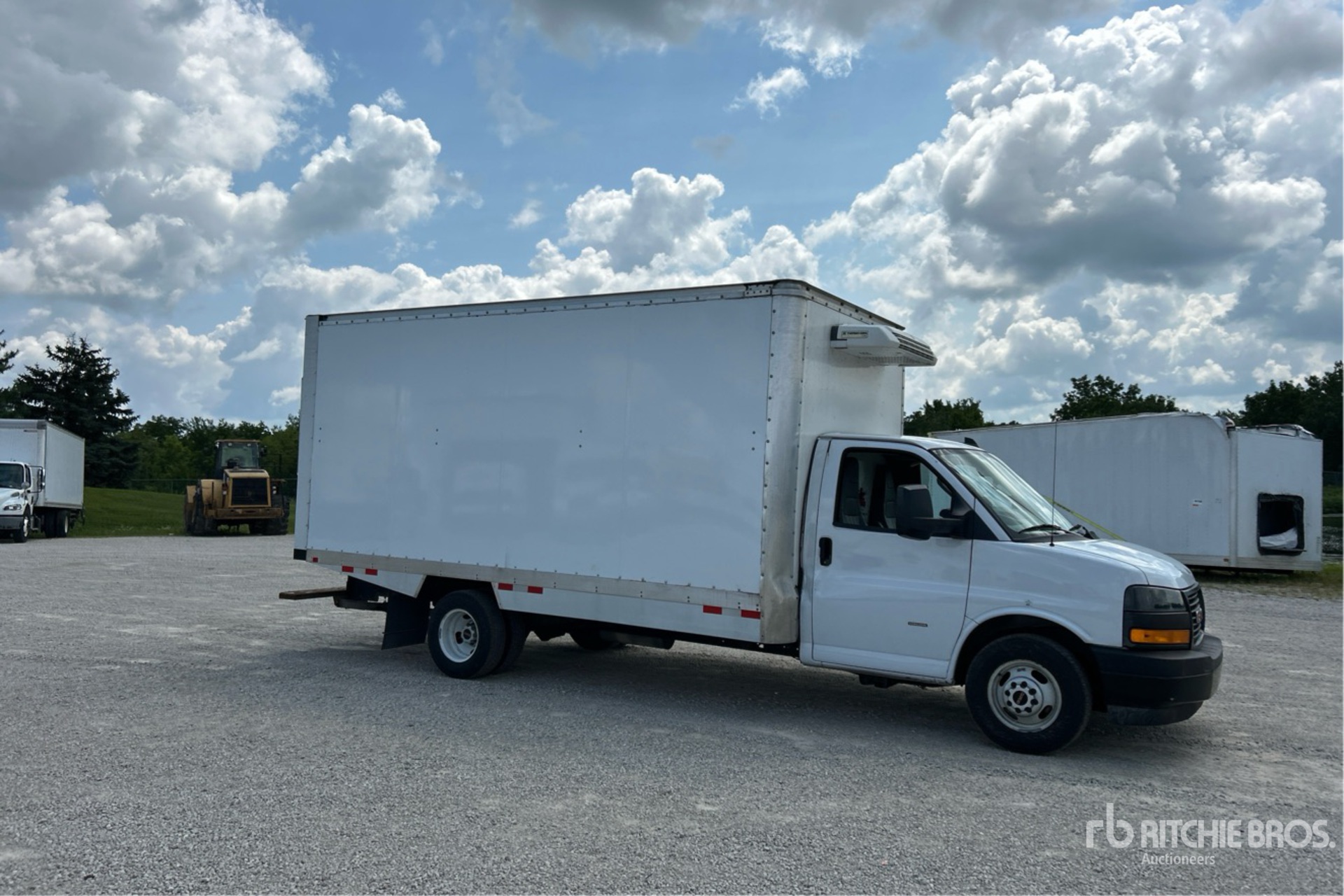 2023 GMC SAVANA G3500