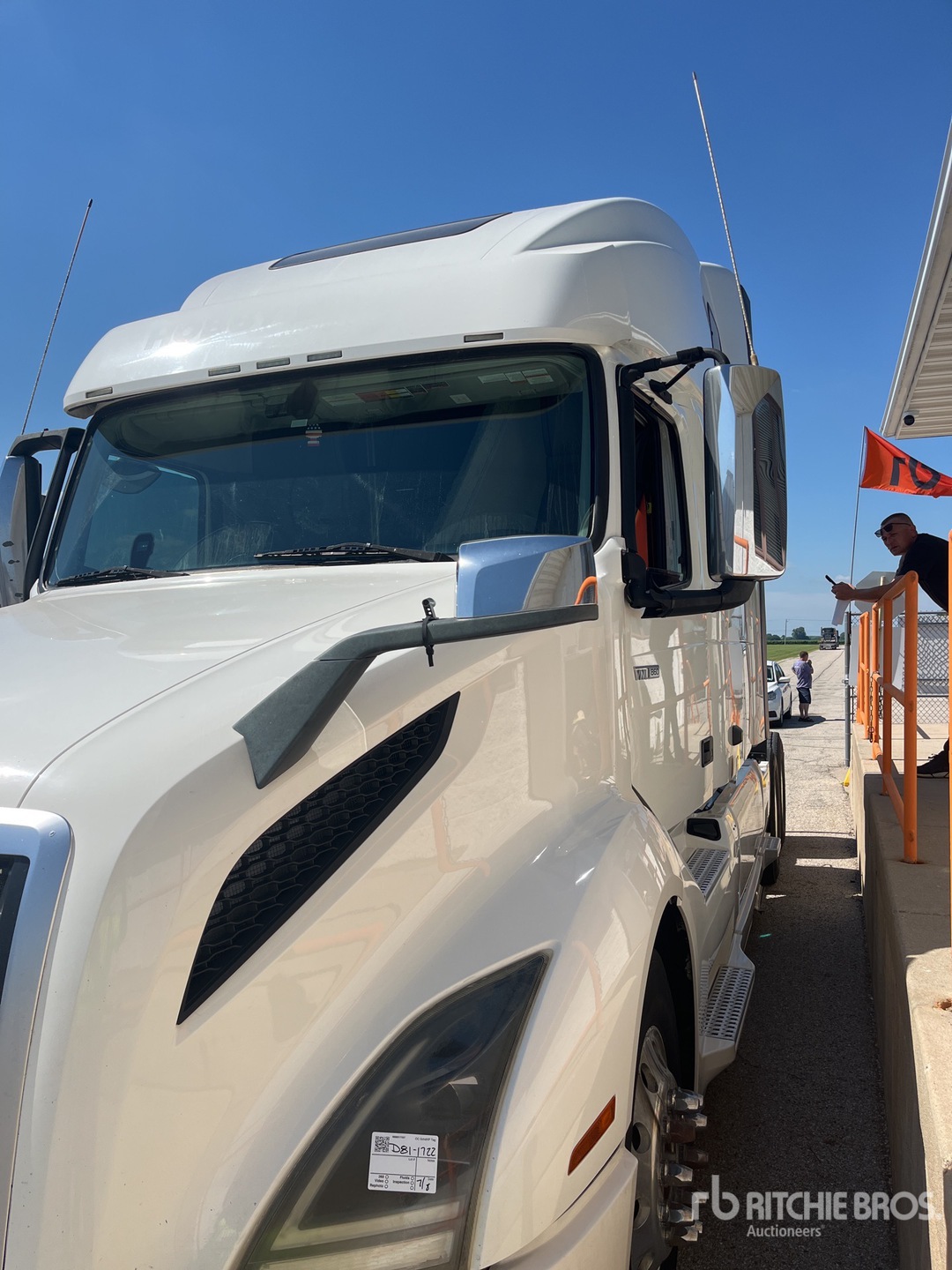 2020 Volvo VNL860