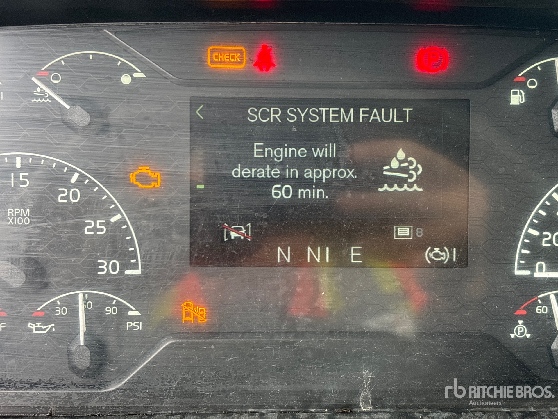 2020 Volvo VNL