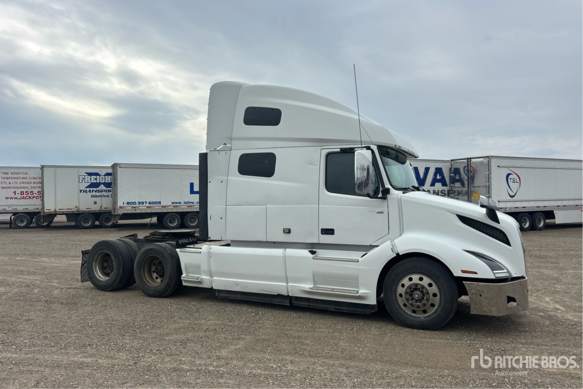 2020 Volvo VNL