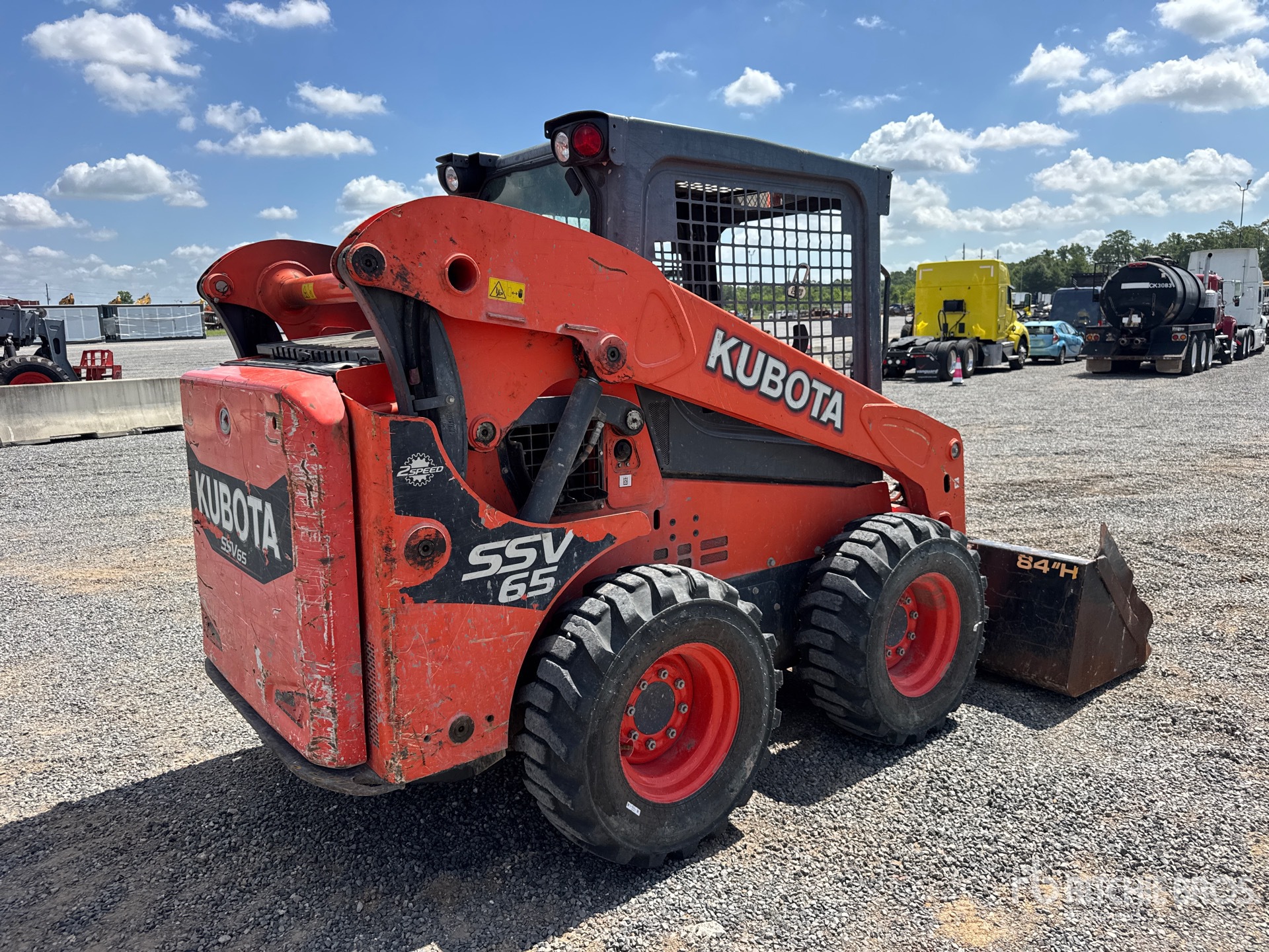 General Appearance with Picture, Right Rear Corner