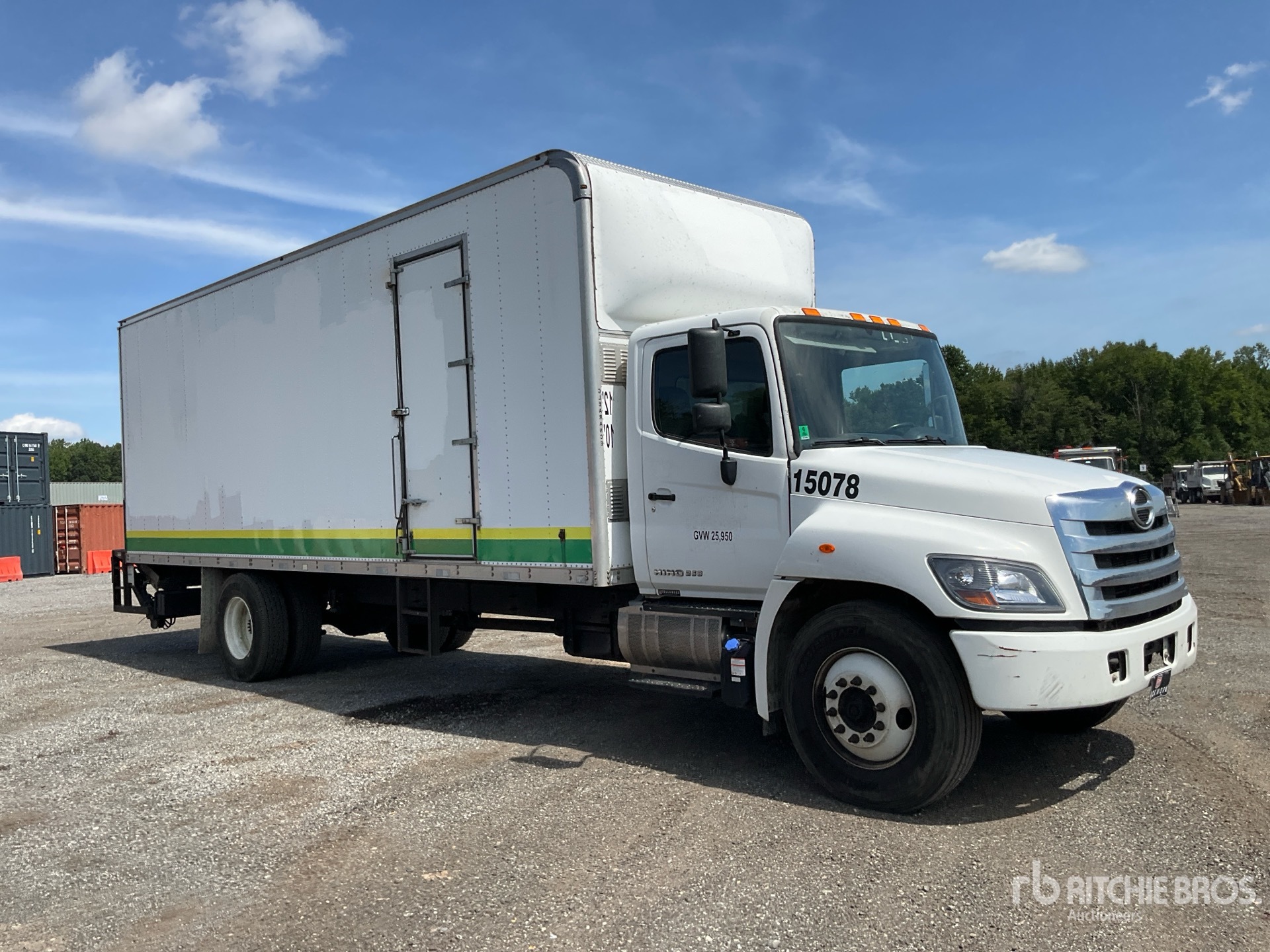 2016 Hino 268