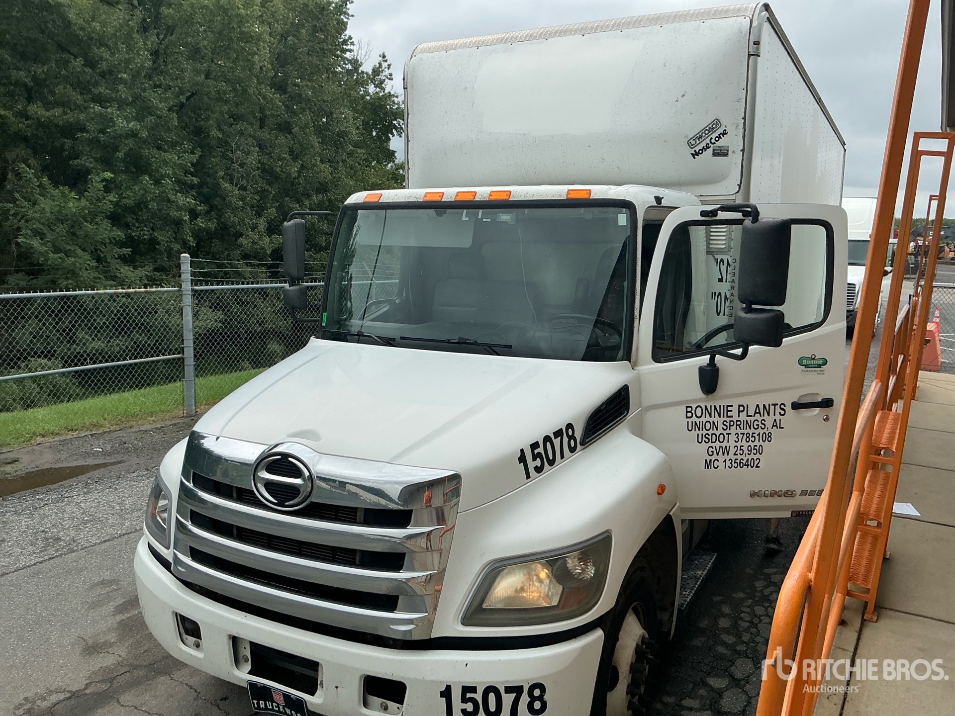 2016 Hino 268