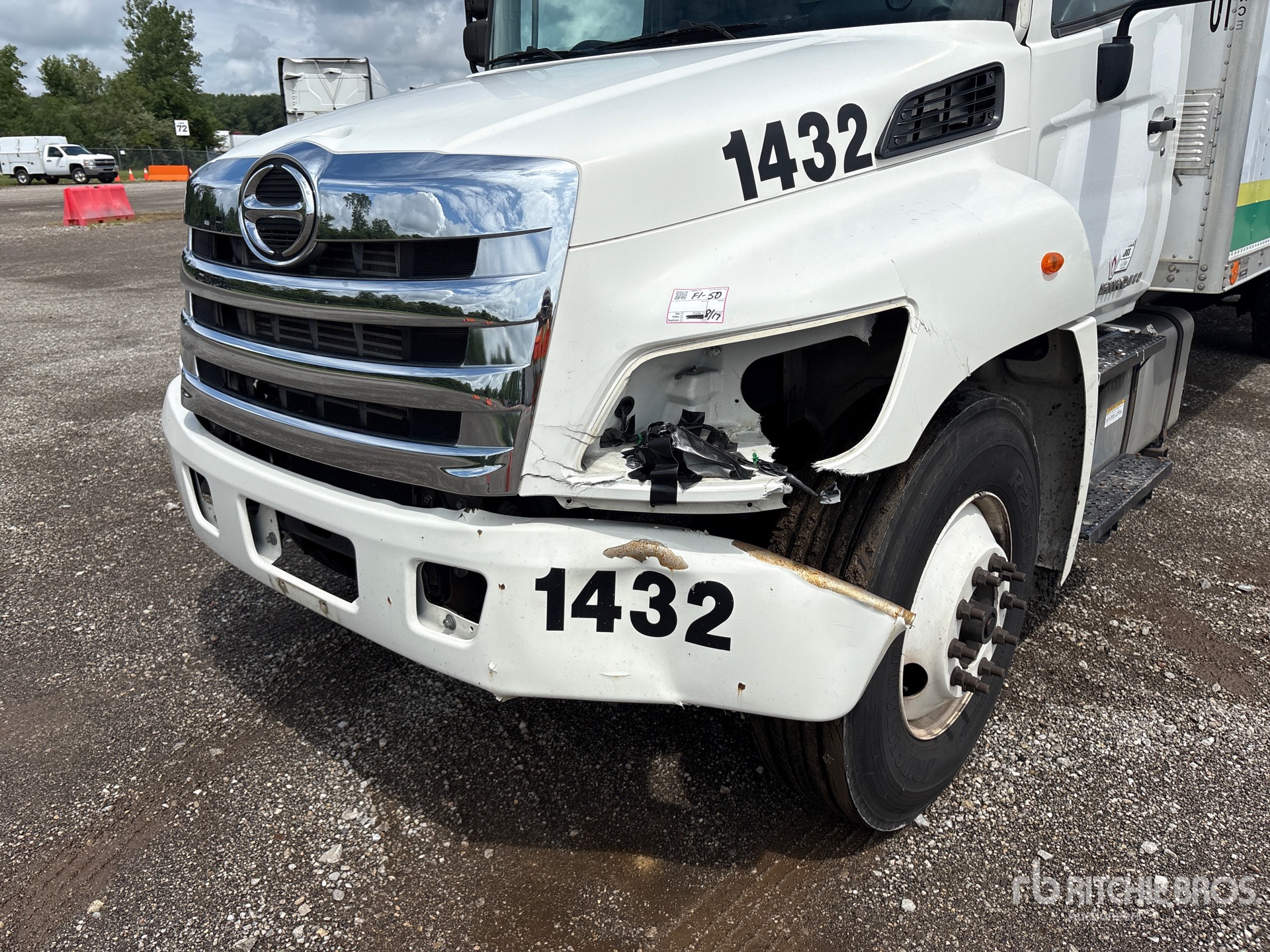2015 Hino 268