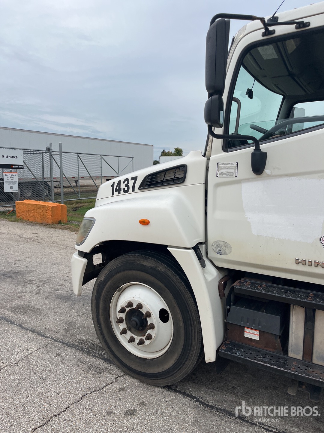 Photo of 2015 Hino 268
