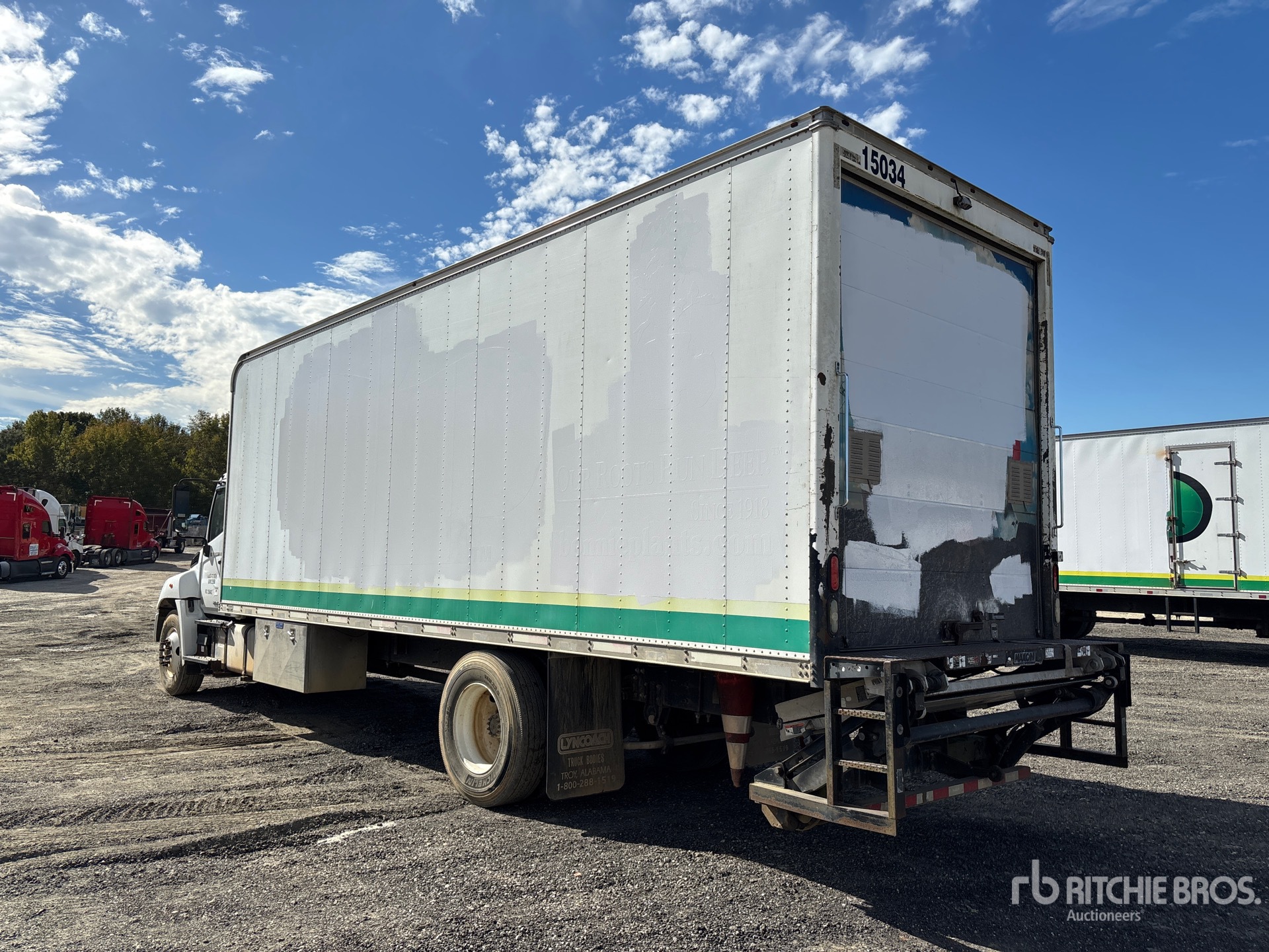 2016 Hino 268