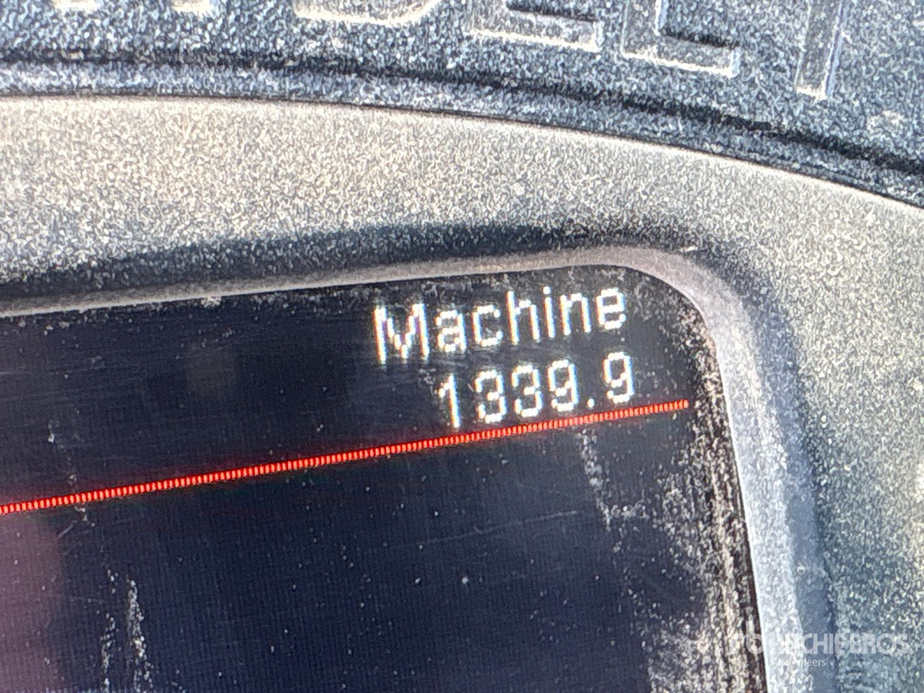 General Appearance with Hour Meter / Odometer