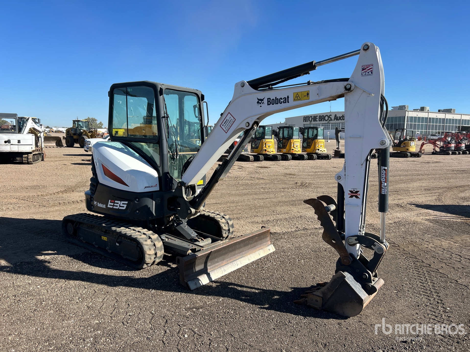 2019 Bobcat E35