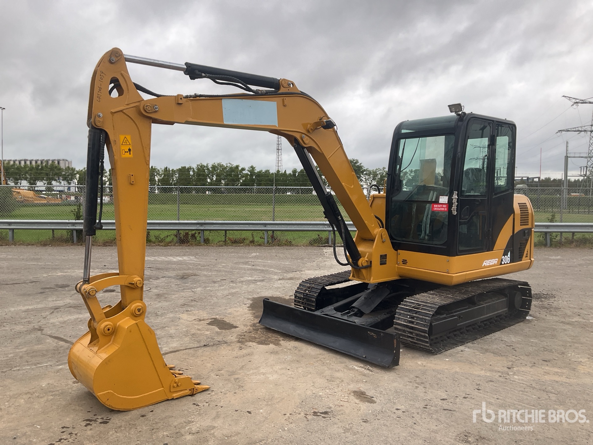 Photo of 2013 Caterpillar 306