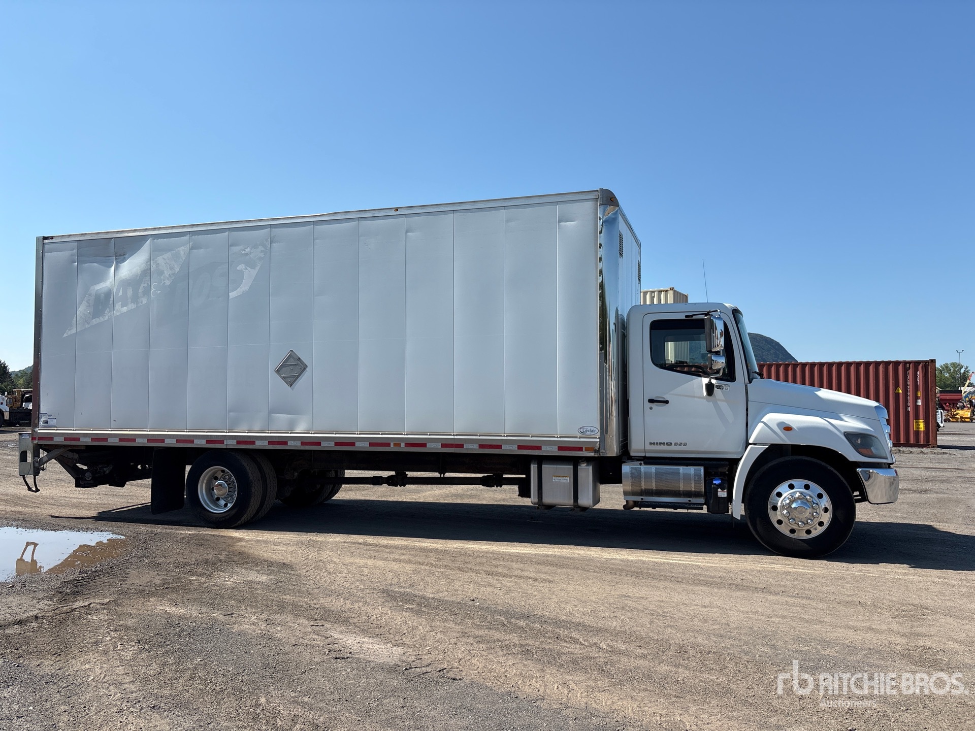 2017 Hino 358