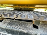 Undercarriage with Left Grouser Height