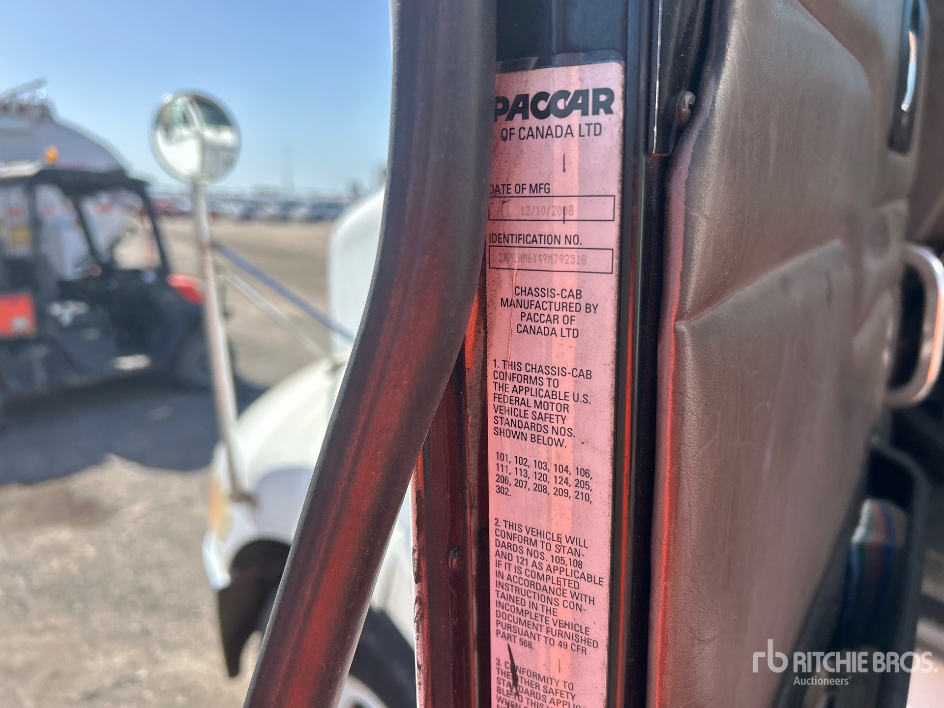 2009 Peterbilt PB335