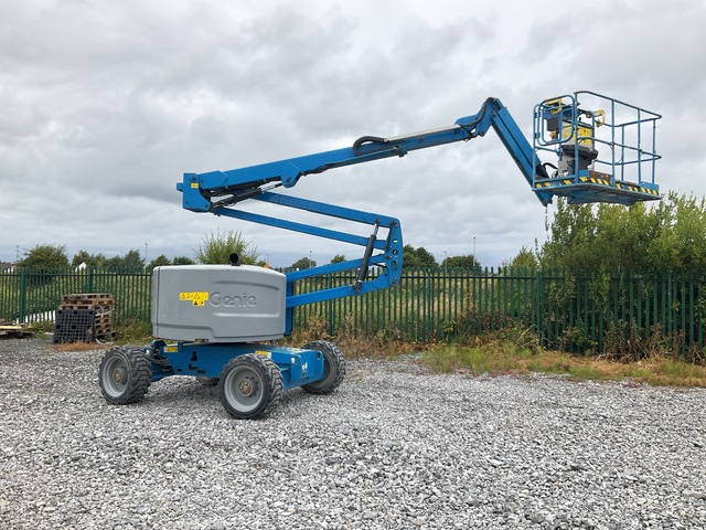 2020 Genie Z45/25 4WD Diesel Articulating Boom Lift