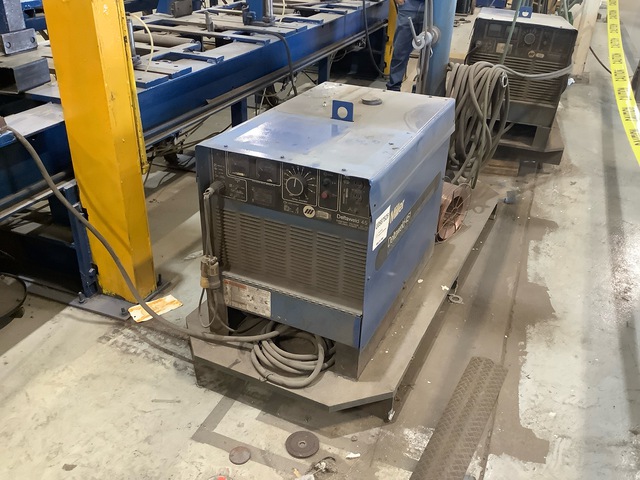 Miller Deltaweld 451 MIG Electric Welder