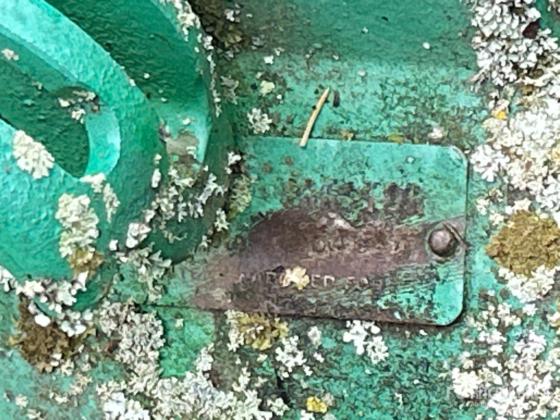 John Deere 2WD Wide Front Antique (Inoperable)