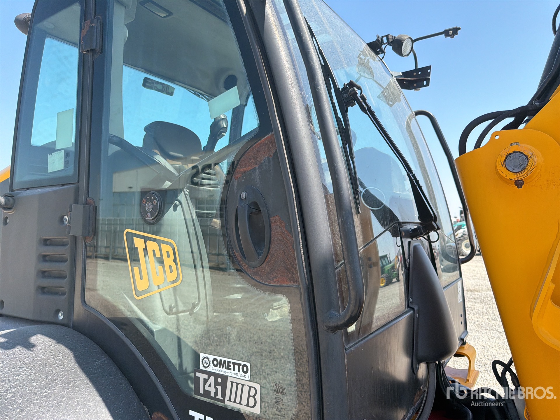2013 JCB TM320 AGRI
