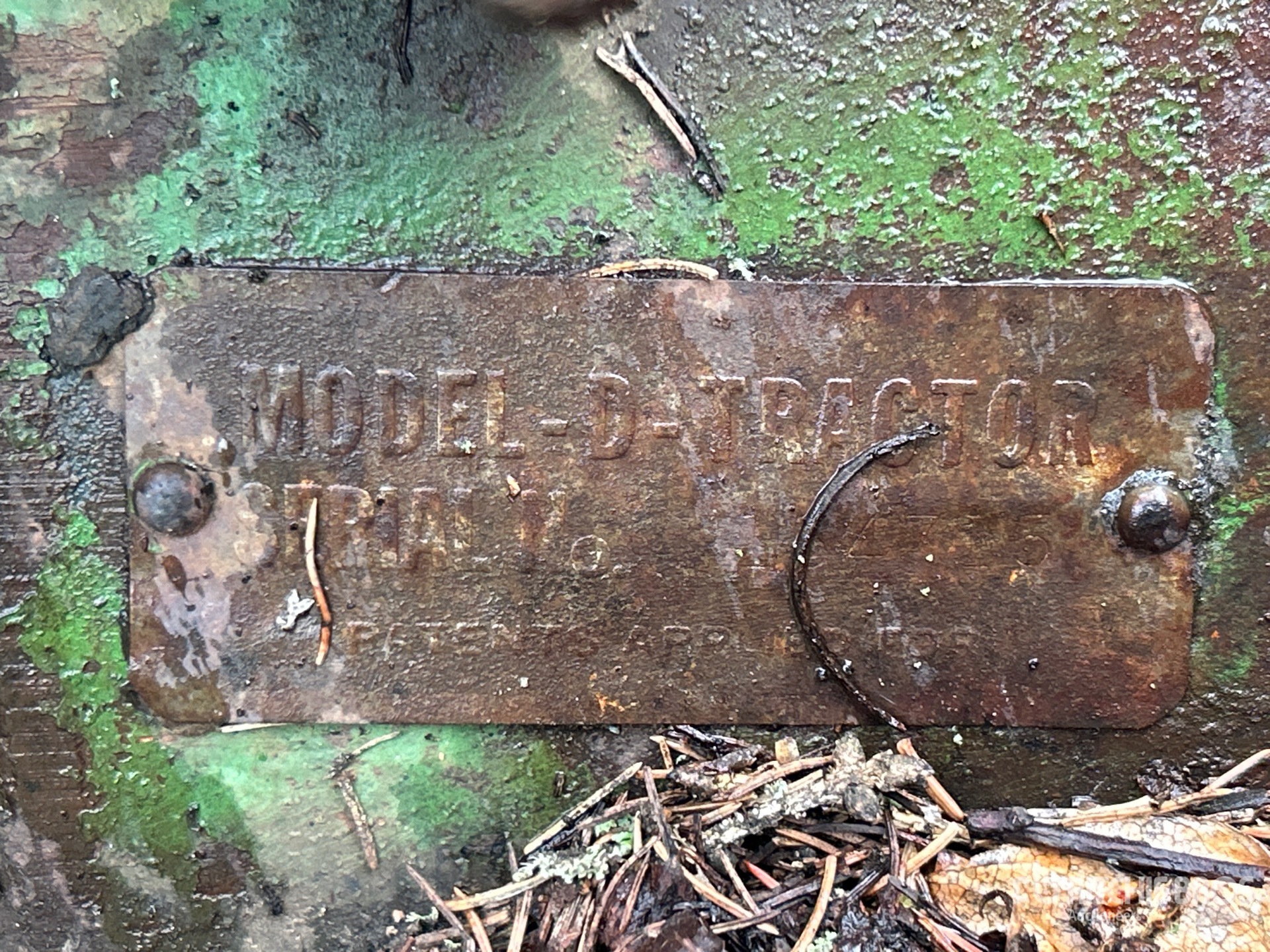 John Deere 2WD Wide Front