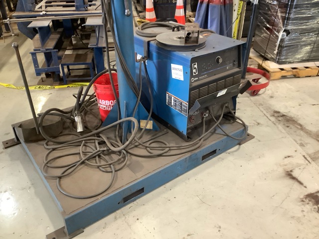 Miller Deltaweld 452 Skid-Mounted MIG Electric Welder