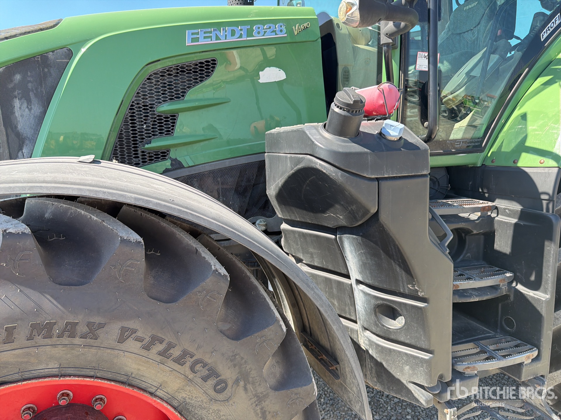 2015 Fendt 828 VARIO