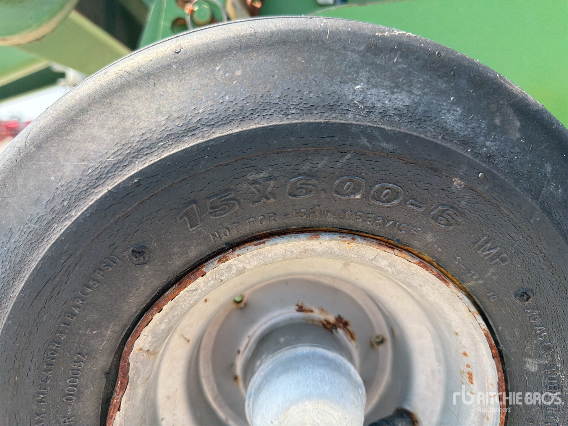 2013 Krone COMPRIMA V180XC