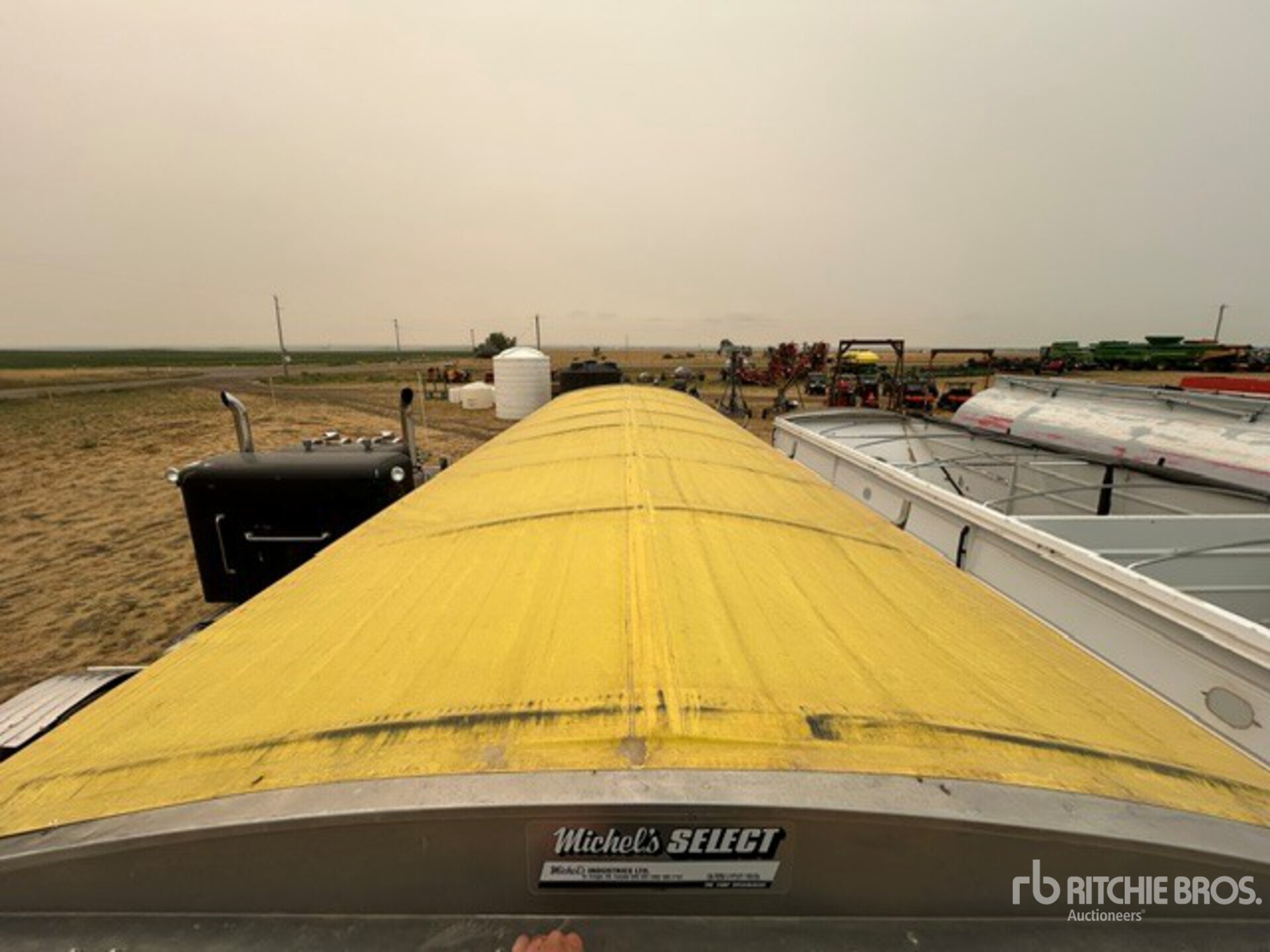2013 Doepker 30 ft T/A Pup