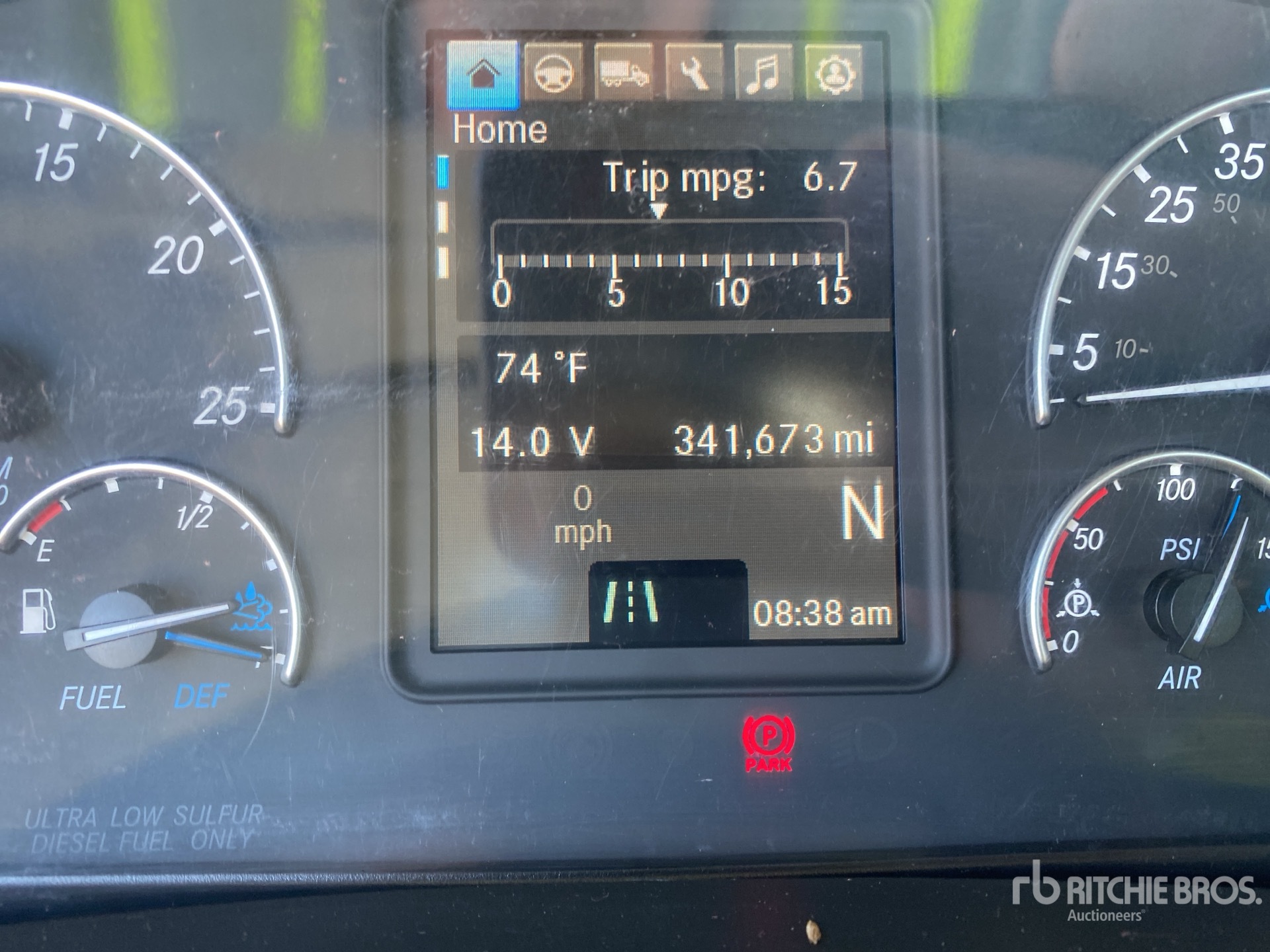 2020 Freightliner CASCADIA 126