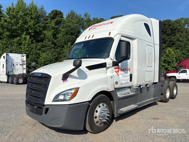 2021 Freightliner Cascadia 126 6x4 T/a Sleeper Truck Tractor