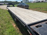 Trailer Chassis with Deck/ Floor Condition