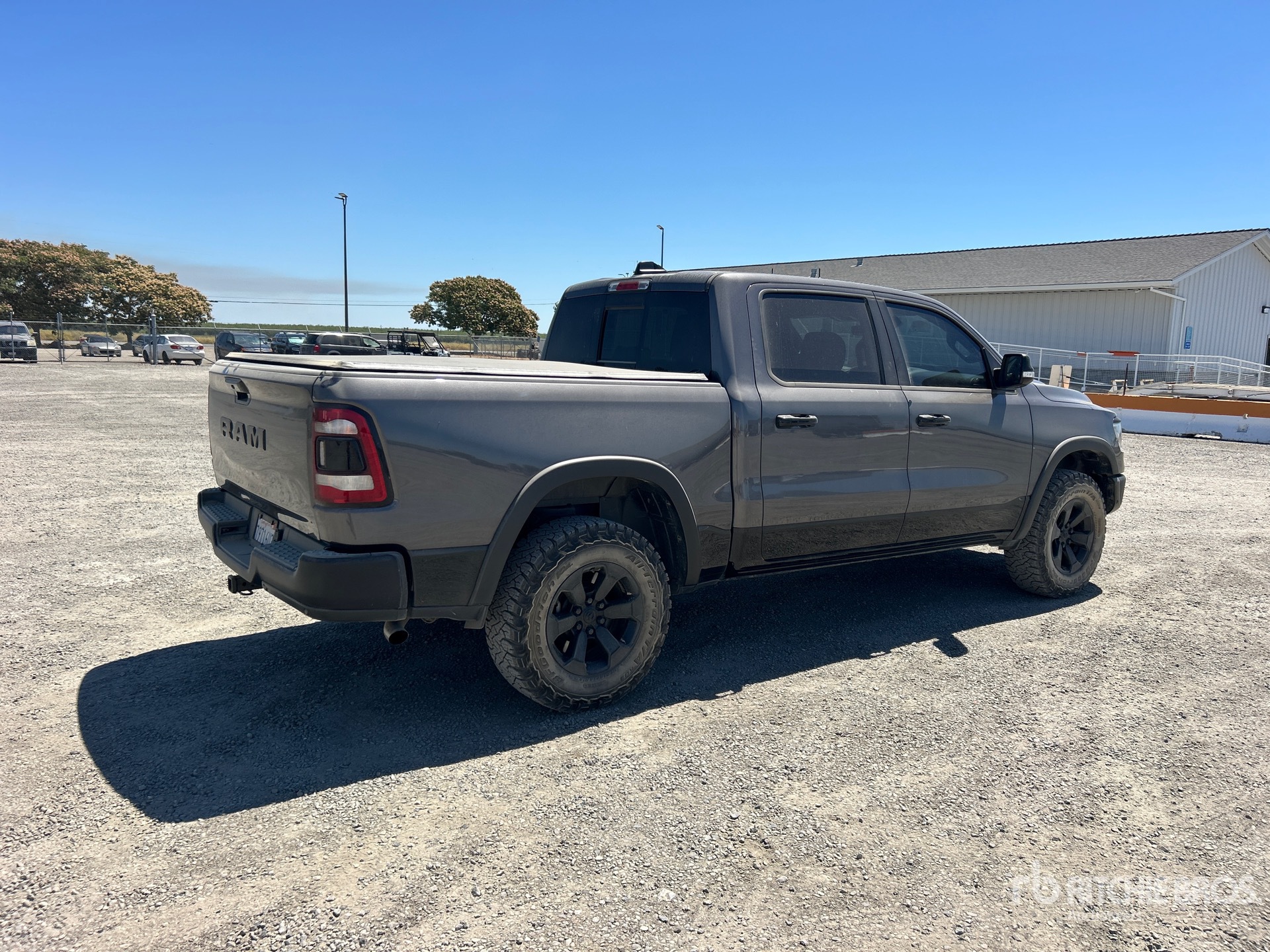 General Appearance with Picture, Right Rear Corner