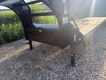 Trailer Chassis with Landing Gear / Tongue Jack