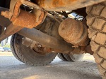 Underbody with Center Drive Axle