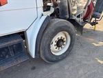 Underbody with Right Steer Tire