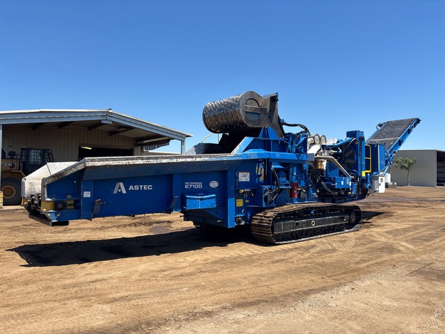2021 Peterson 6710D 170 ton/hr Tracked Horizontal Grinder