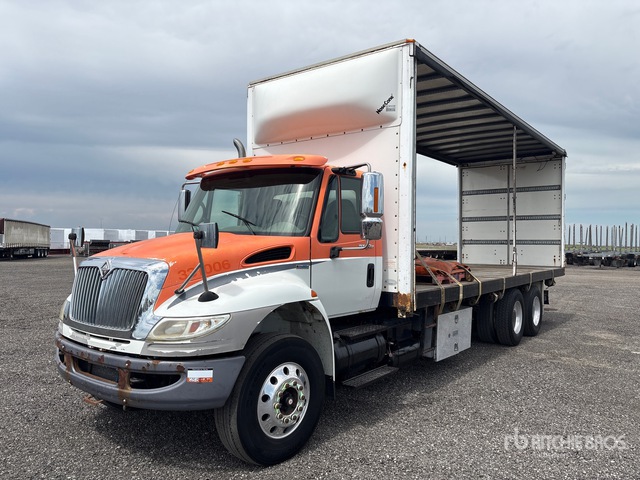 2009 International 4400 Dura Star 6x4 Curtain Side Truck