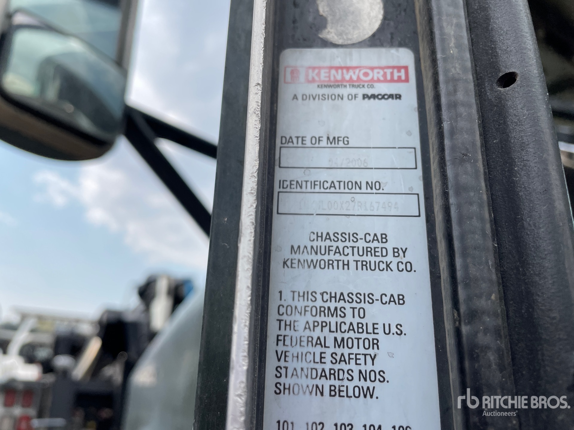 Photo of a 2007 Kenworth W900B