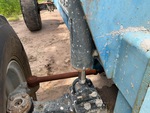 Hydraulics with Frame Leveling Cylinders