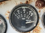 Control Station with Engine Oil Pressure