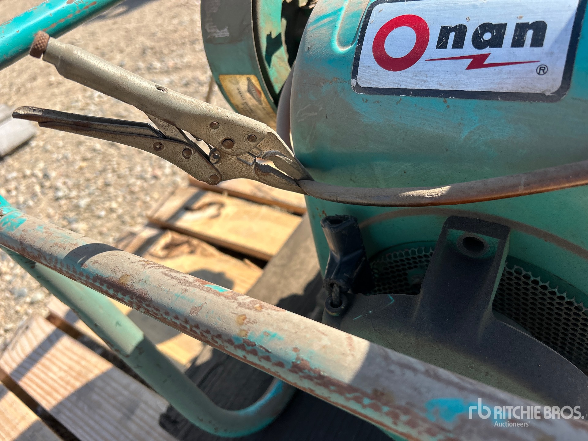 Onan HH100