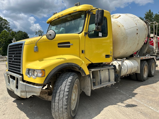 2015 Volvo VHD64F 6x4 Mixer Truck