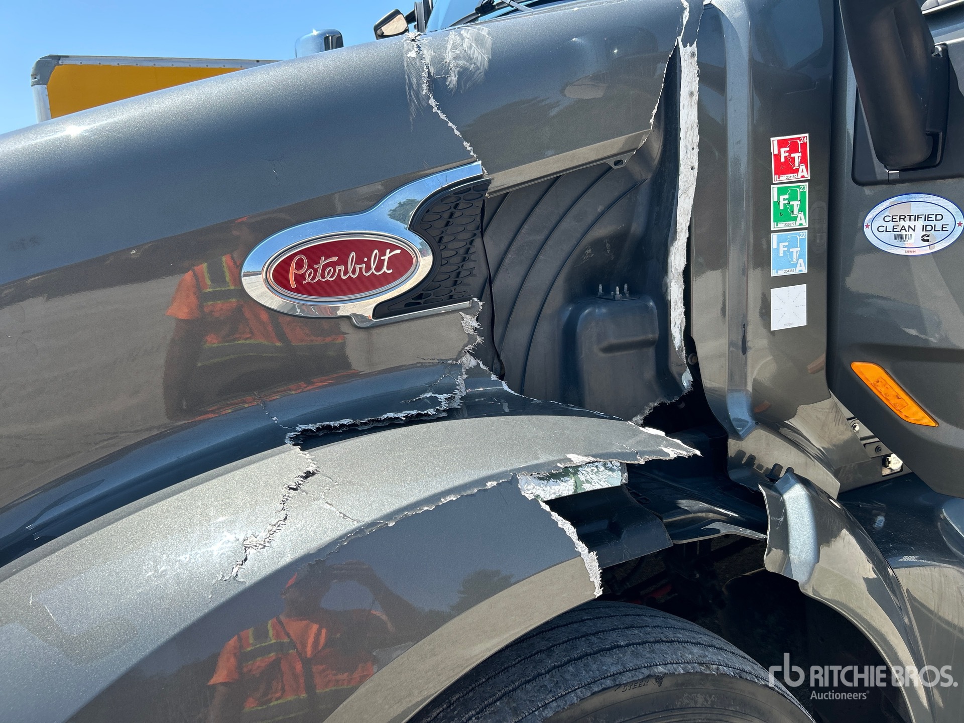 2022 Peterbilt 579