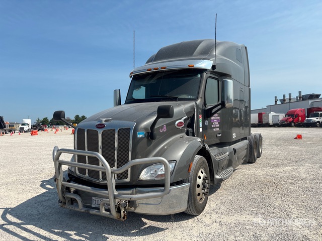 2022 Peterbilt 579 T/A Sleeper Truck Tractor