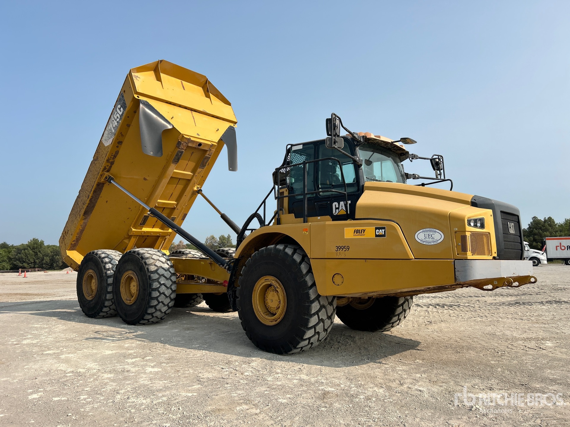 2020 Caterpillar 745