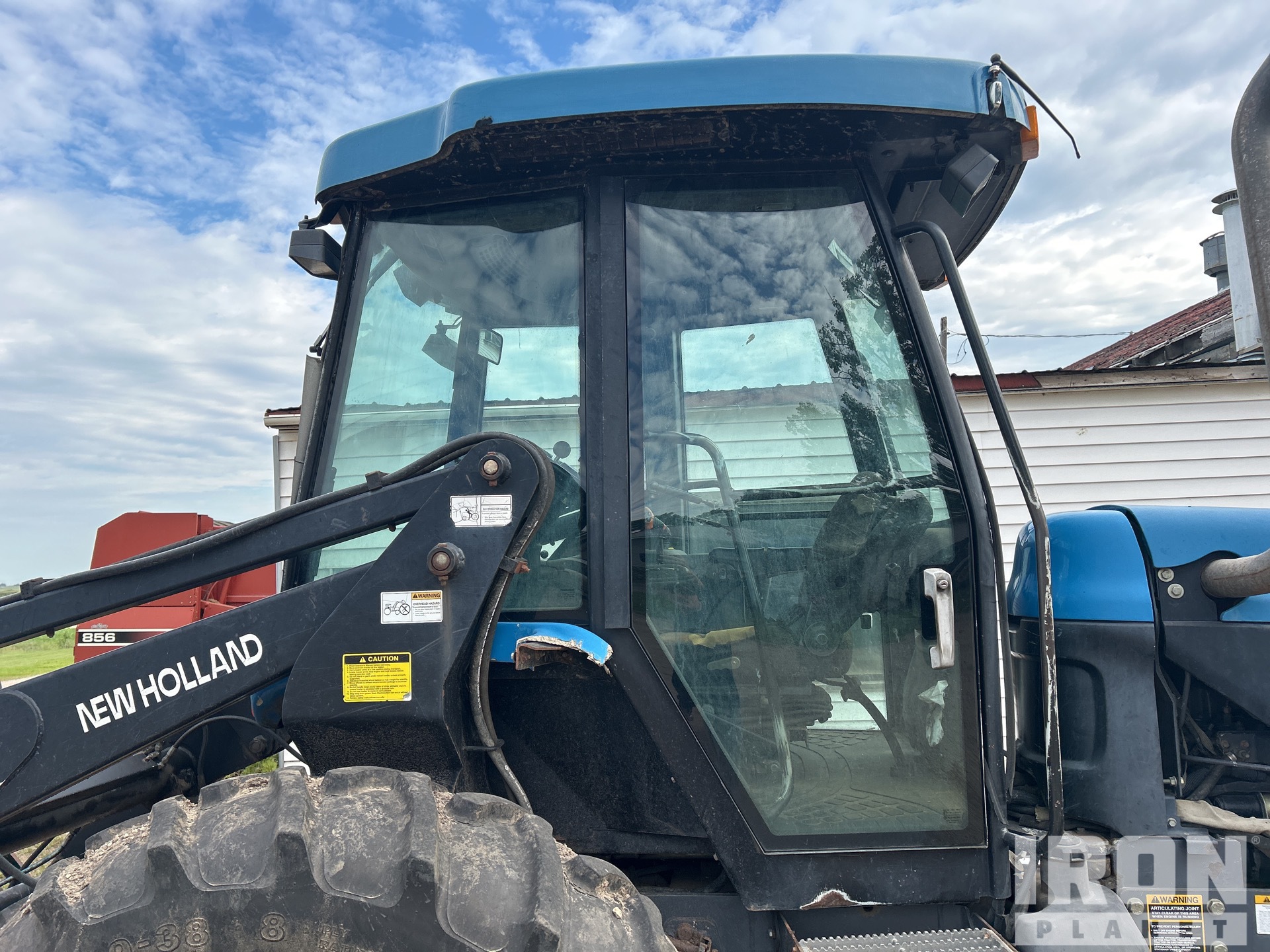 1999 New Holland TV140